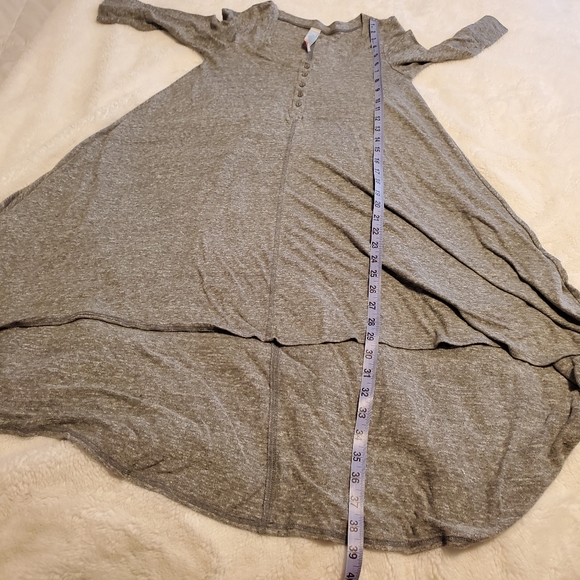 * Gray * Free People Beach Henley 1/2 Sleeve Flowy Dress - Picture 8 of 11